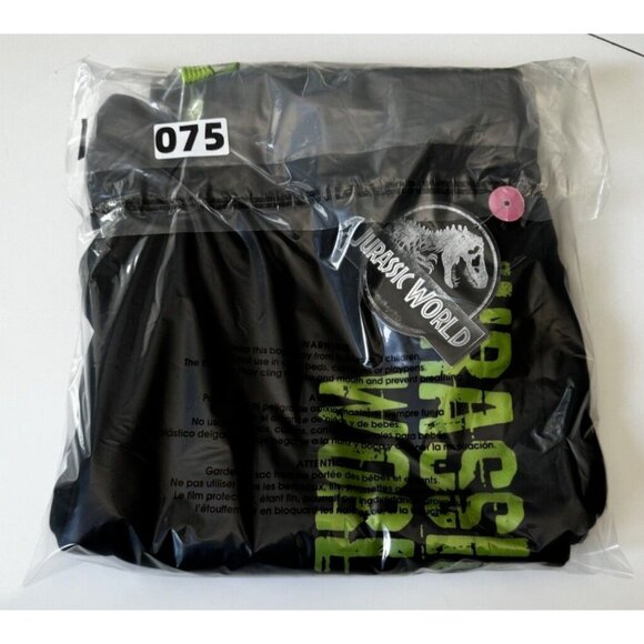 NWT Universal Studios Jurassic World Jurassic Park Mens Black S Shorts - Picture 10 of 10